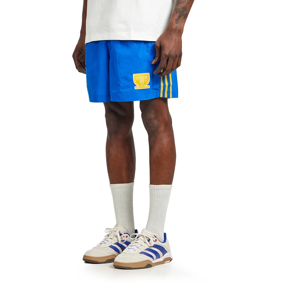 Adidas originals men's retro trefoil vintage inspired polyester football shorts best sale