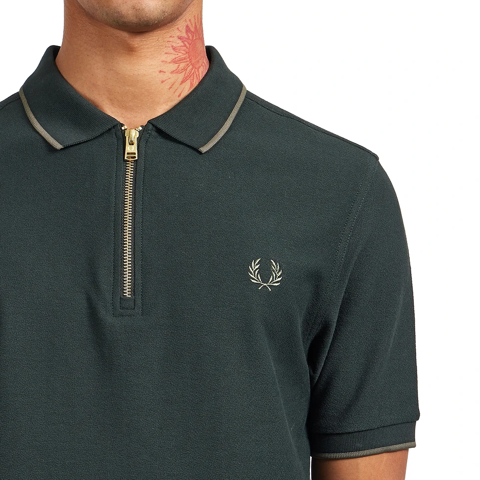 Fred Perry - Crepe Pique Zip Neck Polo Shrt