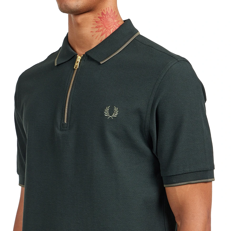 Fred Perry - Crepe Pique Zip Neck Polo Shrt