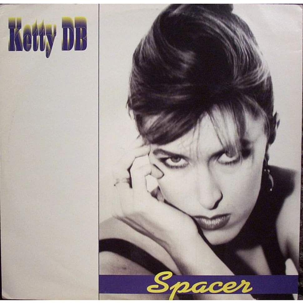 Ketty DB - Spacer