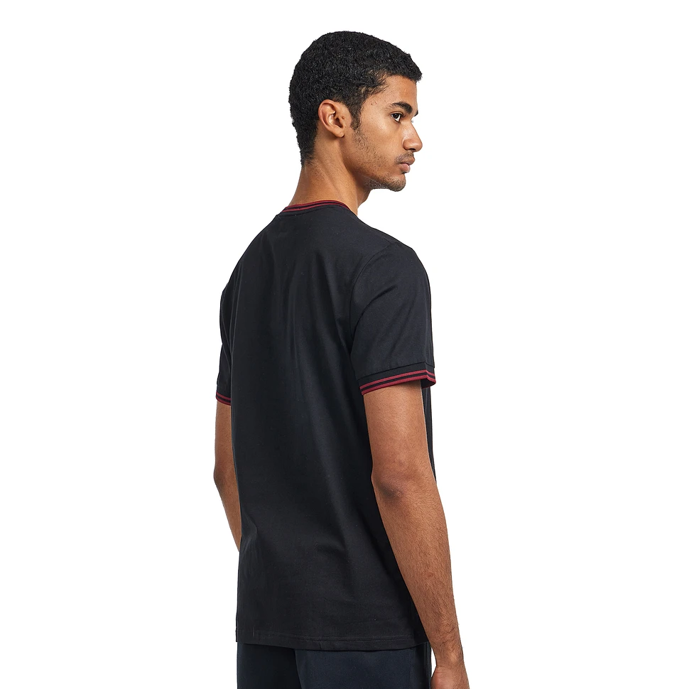 Fred Perry - Twin Tipped T-Shirt