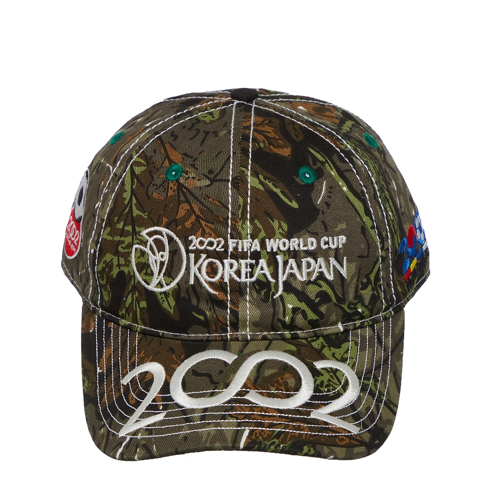 b.Eautiful - 2002 6 Panel Hat (Camo / White) | HHV