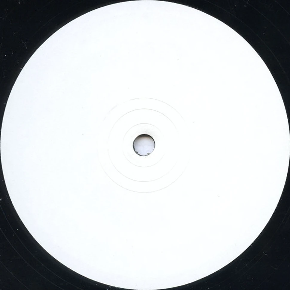 Daniel Avery - Naive Response (Ø [Phase] Remix) / Simulrec (Conforce Remix) / Water Jump (Powell Remix)