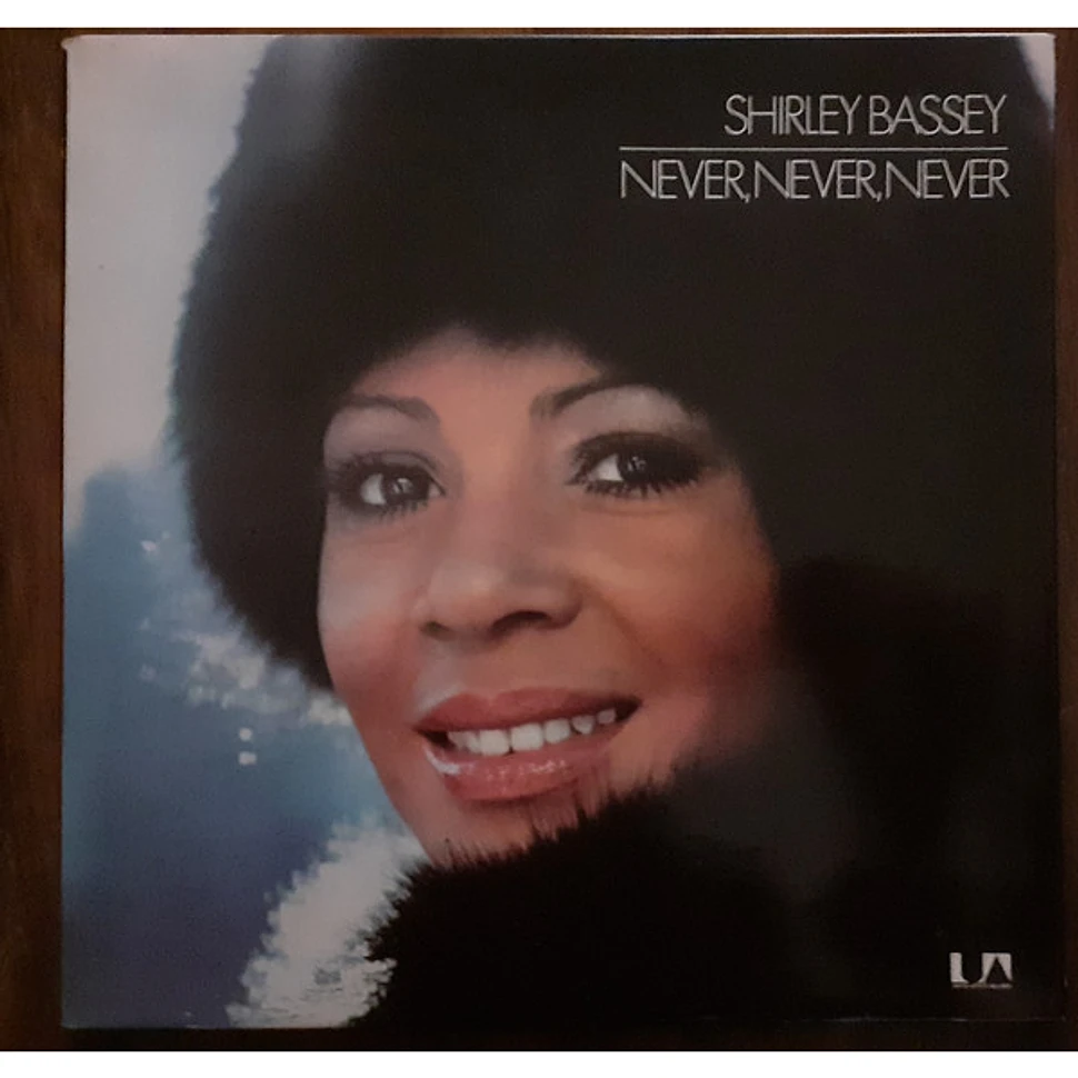 Shirley Bassey - Never Never Never