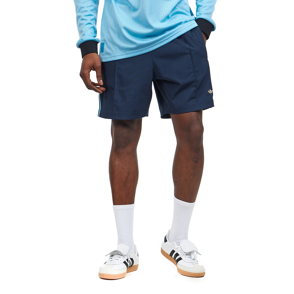adidas - Premium Shorts