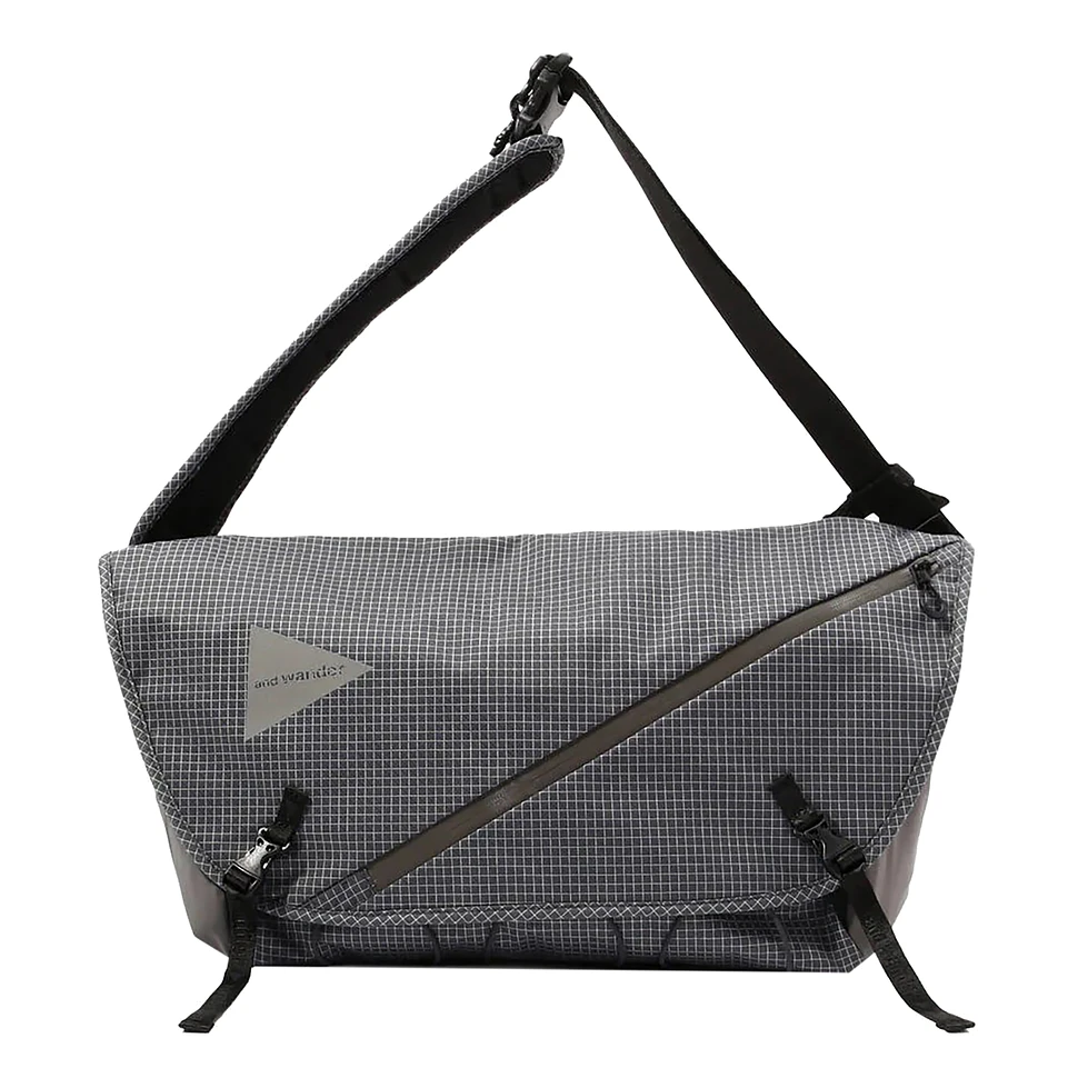 バッグ and wander ocean rip messenger bag gray and wander - Ocean Rip Messenger Bag (Gray) | HHV