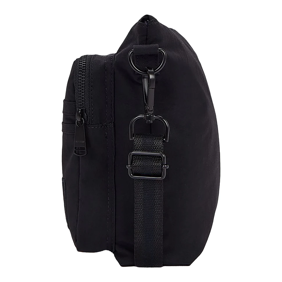 Fred Perry - Nylon Badge Crossbody Bag (Black) | HHV