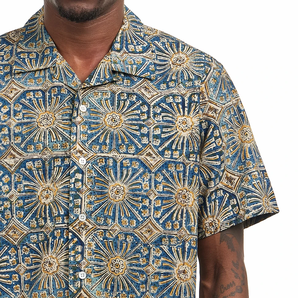 Beams Plus - Open Collar Block Print Flower