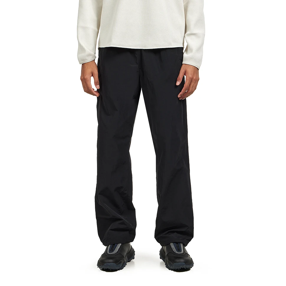 Goldwin - Nylon Multi Purpose Pants (Black) | HHV