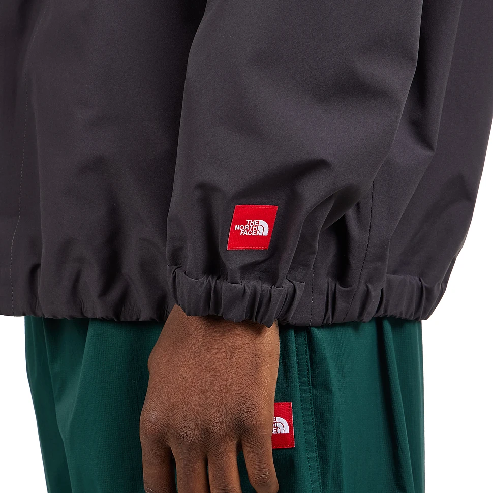 The North Face - Redbox Coaches Jacket