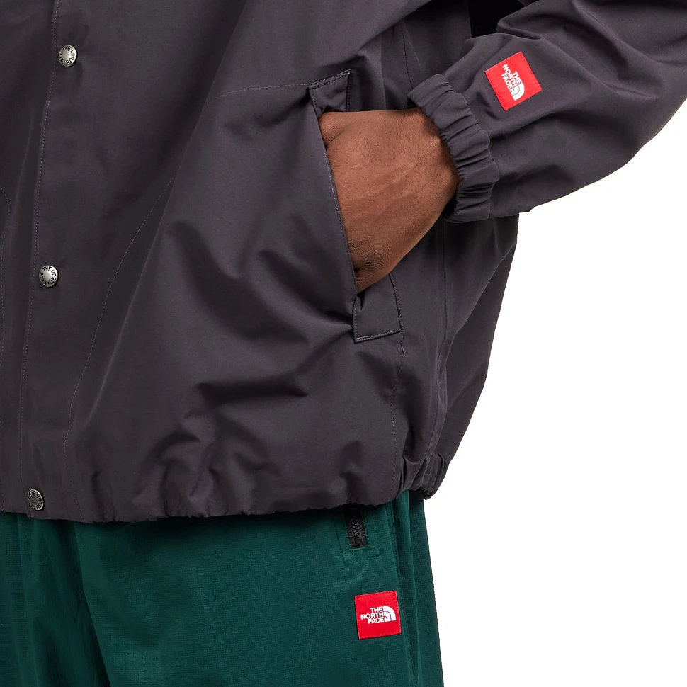 The North Face - Redbox Coaches Jacket