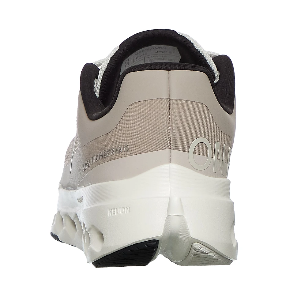 On - Cloudsurfer Next