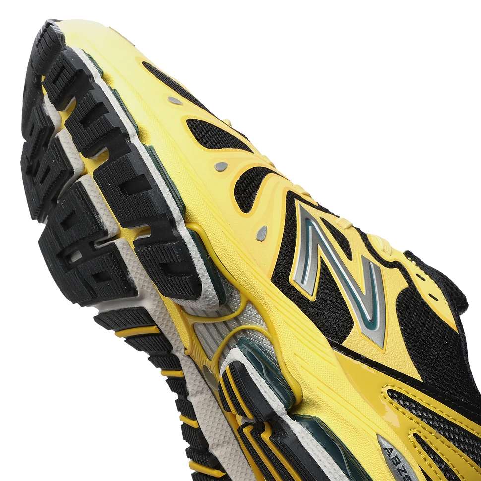 New Balance - U1890