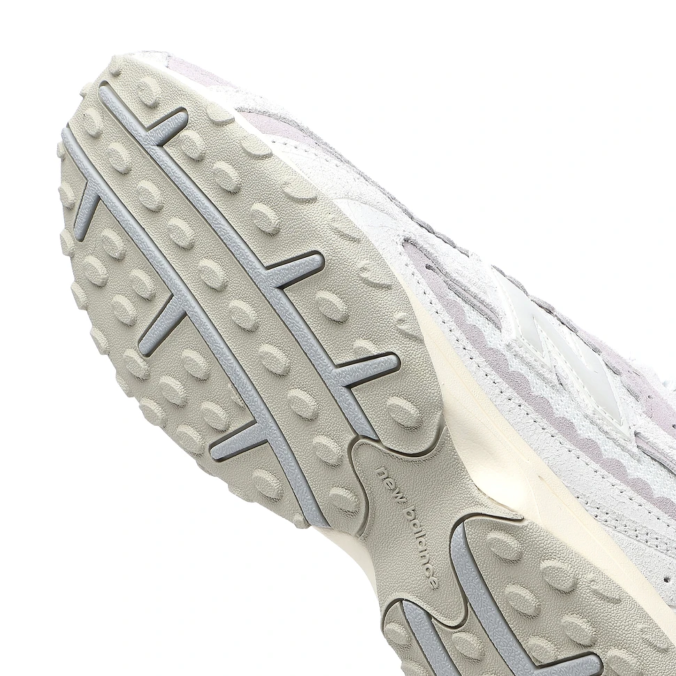 New Balance - U204L