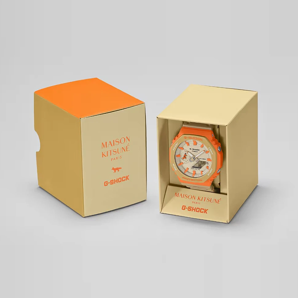 G-Shock x Maison Kitsuné - GA-2110MK-5AER