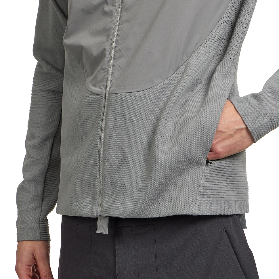 Oakley - Latitude Veil Mid Layer