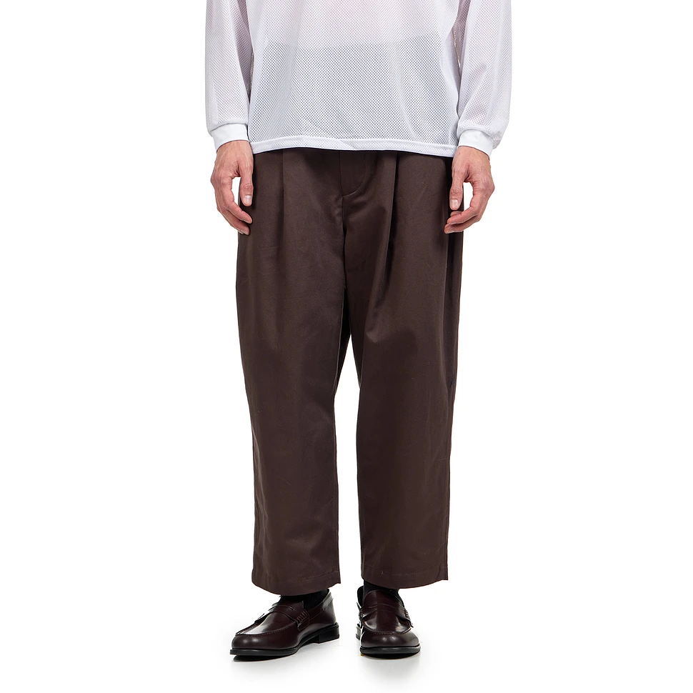 W Tuck Pants