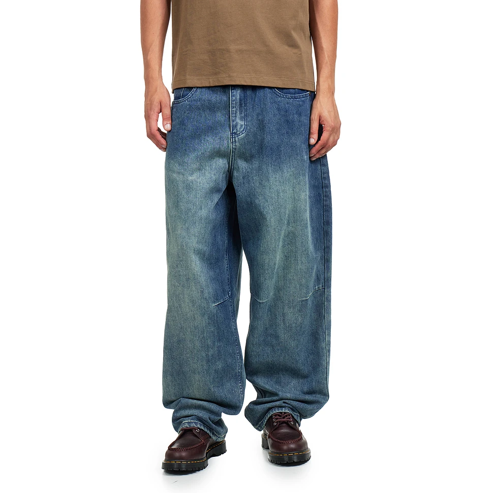 Wide Cut Denim Jeans