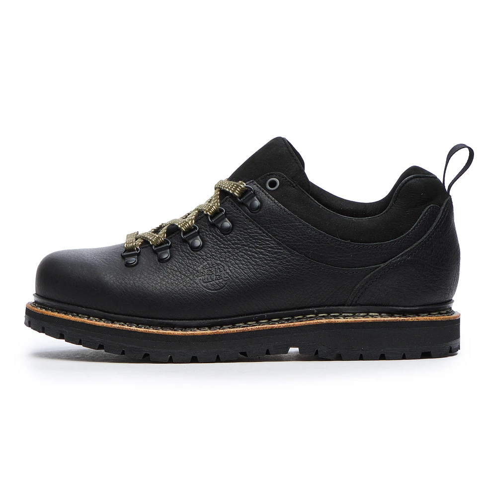 Tashi Low